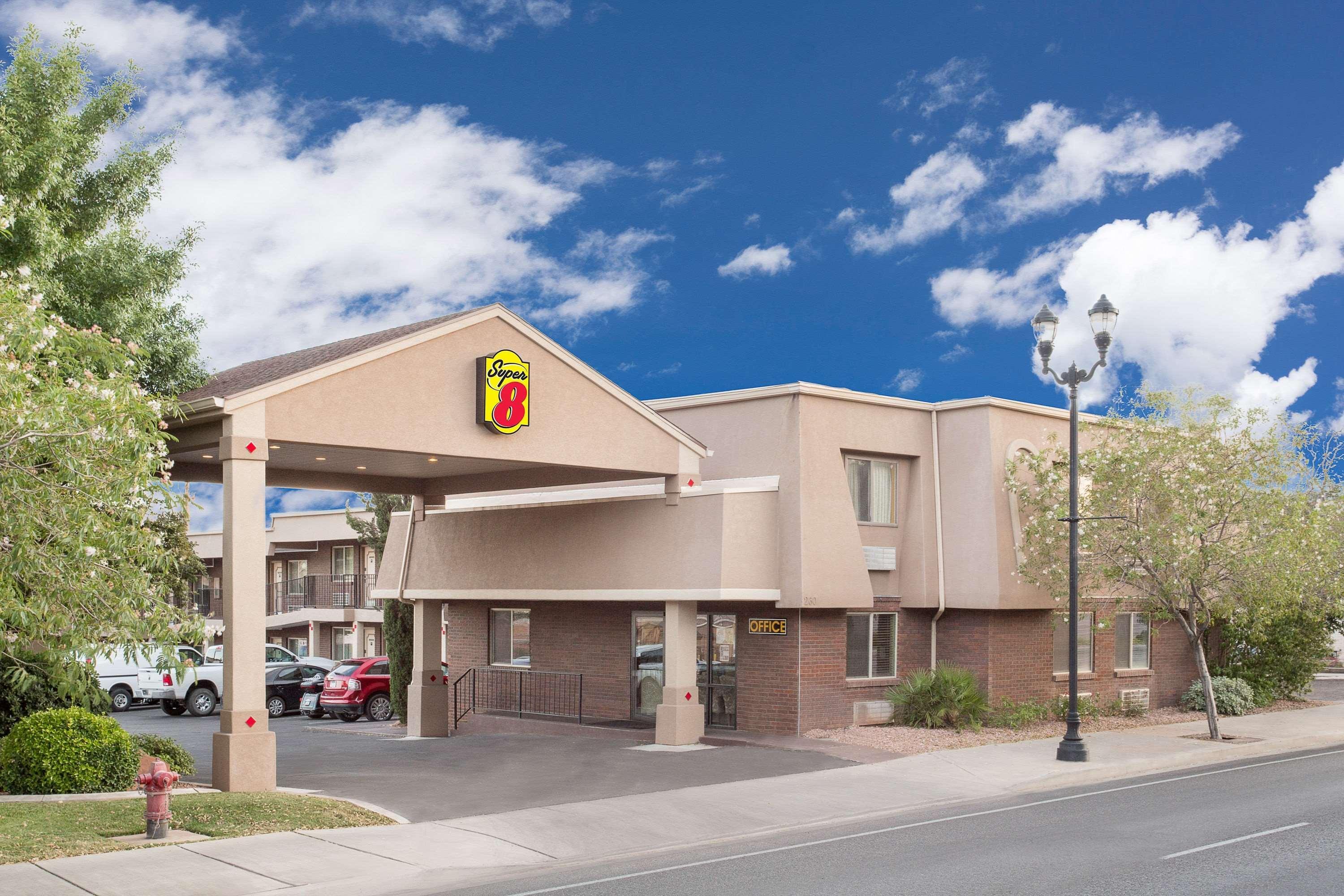 ซูเปอร์ 8 บาย วินด์แฮม เซนต์จอร์จ ยูทาห์ Motel เซนต์ จอร์จ ภายนอก รูปภาพ